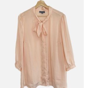 ModCloth tie front blouse